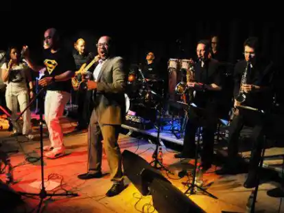 Am 25. M&auml;rz spielt die Gruppe Funktomas & Four Funky French Friends in der Jahnhalle.