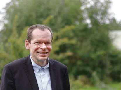 Prof. Dr. Peter Nitschke ist in Vechta Universit&auml;tsprofessor f&uuml;r Politik. Er beobachtet aufmerksam, wie sich die Lage in der Ukraine entwickelt.