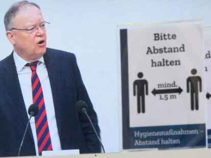 Niedersachsens Ministerpr&auml;sident Stephan Weil (SPD) hat am Mittwoch im Landtag eine Regierungserkl&auml;rung zur Corona-Pandemie gehalten.