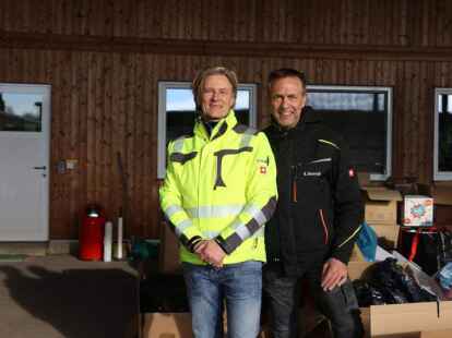 Sind von der Spendenbereitschaft &uuml;berw&auml;ltigt: Andreas Lange, K-Nord, und Klaus Heinrich, Glas Becker