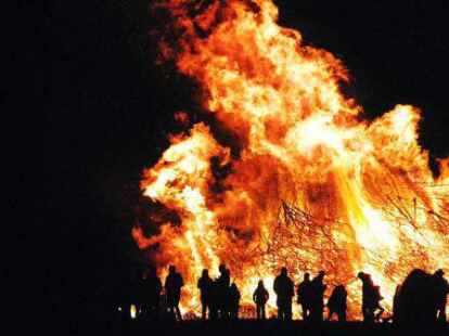 Sollen in diesem Jahr wieder zugelassen werden, findet die CDU: Osterfeuer.