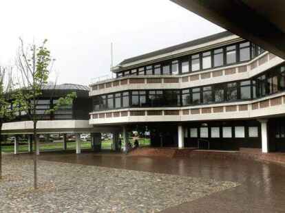 Das Rathaus in Aurich muss moderner werden. Sonst laufen die Mitarbeiter davon, ist die Bef&uuml;rchtung. Bild: ggm