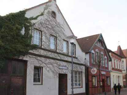 Das Haus Kleine Stra&szlig;e 14 (links) wird an Timo Poppe verkauft, der auch schon das Geb&auml;udeensemble Kleine Stra&szlig;e 12 (daneben) erworben hat.