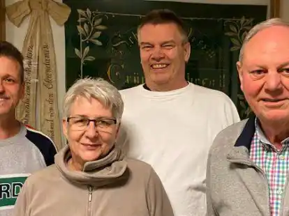 Die M&auml;rz-Sieger vom SV Bookholzberg (von links): J&ouml;rg Quitschau, Heike K&ouml;hn, Andreas K&ouml;hn und Wilfried Samtleben.