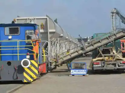Die Hafenbahn wird von den Stadtwerken betrieben.