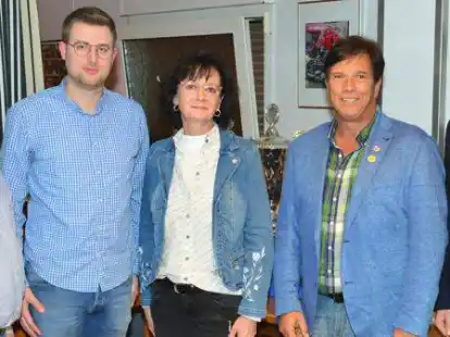 Der alte und neue Vorstand des MSC Cloppenburg (von links nach rechts): Schriftf&uuml;hrer Carsten Ebben, Syndikus & Pressewart Thore Weiner, Schatzmeisterin Lisa B&auml;ker, Pr&auml;sident Burkhard Timme und Sportleiter Stefan Timme. Auf dem Foto fehlt der Vizepr&auml;sident Lothar Koopmann.