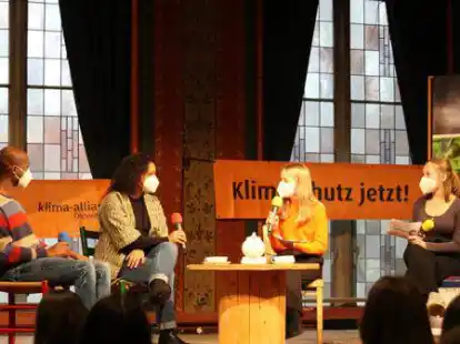 Die Klasse 9b des AGO hat sich der Themen fairer Handel und Gleichberechtigung angenommen.