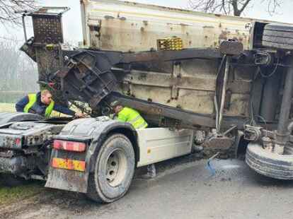 Lkw-Unfall auf der B 437