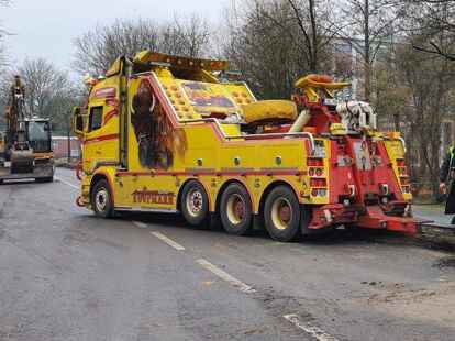 Lkw-Unfall auf der B 437. wboe