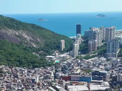 Armut mit Aussicht: eine Favela in Rio de Janeiro