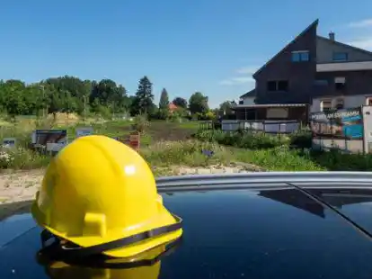 Am Bahndamm ist der Zug schon abgefahren, aber f&uuml;r neue  Baurechtsverfahren  will Gr&uuml;n/Rot eine klimaneutrale W&auml;rmeversorgung, also den Verzicht auf den Einsatz von &Ouml;l und Gas vorschreiben.