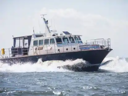 Soll k&uuml;nftig bei Festen, aber auch f&uuml;r Beerdigungsfahrten zum Einsatz kommen: &bdquo;Rita&ldquo; vom T&ouml;werland-Express.