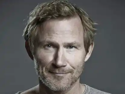 Kommt im Rahmen seiner Krimi-Lesetour auch nach Oldenburg: Schauspieler Roland Jankowsky.