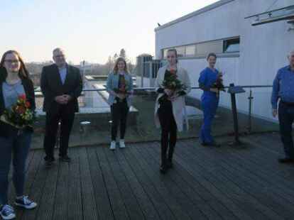 Qualit&auml;tsmanagerin Marie Menken, Dr. med. J&ouml;rn-Carsten Studt, Inga Hinderks, Nina Gaulke und Lena Huisinga aus der Endoskopie sowie Pr&uuml;fer Dr. med. Uwe K&uuml;nzel sind froh &uuml;ber das Ergebnis.