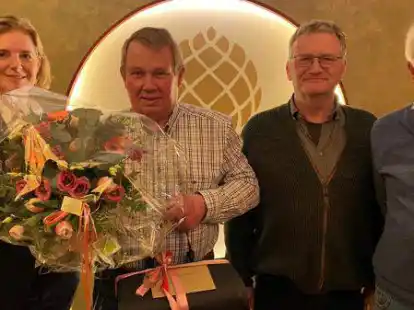 Verabschiedung und neue Amtseinf&uuml;hrung bei der Bl&auml;sergruppe Friesoythe (von links): Ellen Knelangen, Theo Pancratz, Hubert Wreesmann und Udo Arends.