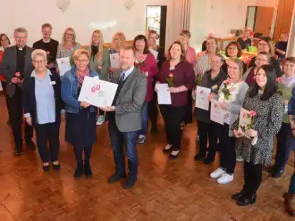 Die Kita Arche Noah ist zertifiziert worden. Es ist der erste Kindergarten in der Wesermarsch, der sich &uuml;ber ein QE-Zertifikat freuen darf.