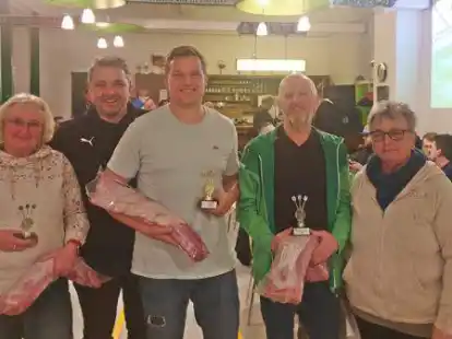 &bdquo;Dabei sein ist alles&ldquo; (von links): Edda Sprung (2. Platz), Organisator Maik Scherschanski,  Sven Wahlers (1. Platz), Erich Tippl (3. Platz)