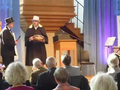 Das TAG Theater Sakowski & Knitsch f&uuml;hrte theatral zur&uuml;ck in die Zeit der Gr&uuml;ndung der Gesellschaft f&uuml;r bildende Kunst und vaterl&auml;ndische Altert&uuml;mer.