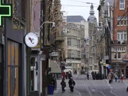 Amsterdam: Auch in die Niederl&auml;ndische Hauptstadt f&uuml;hrt die viert&auml;gige Tour.