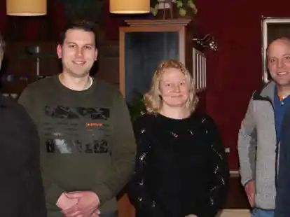 Der Vorstand des Heimatvereins Hockensberg (von links): Marcus Martens, Jan-Albrecht Hollmann, Bianca Garms, Fokke St&ouml;ver und Heinrich Vo&szlig;