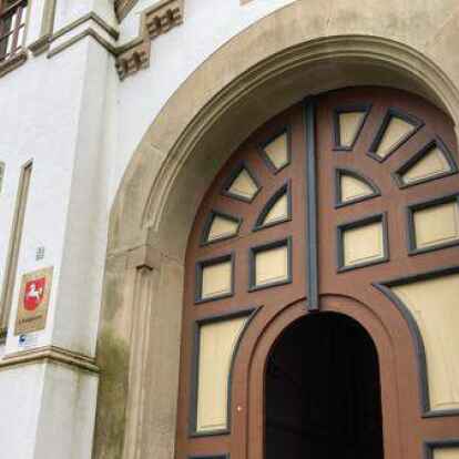 Wer ein Justizgeb&auml;ude in Ostfriesland betritt, muss auch k&uuml;nftig eine Maske tragen.