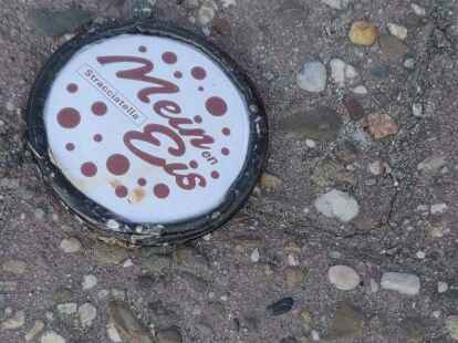 Meinen-Eis: Die Verpackung stellt wohl noch einige Zeit ein Problem dar.