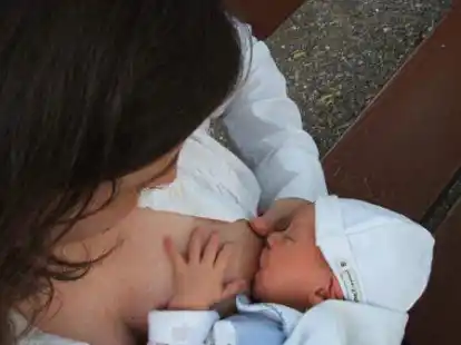 Wenn eine Mutter stillt, ist dies nach wie vor das beste f&uuml;r das Kind &ndash; und f&uuml;r sie selbst.