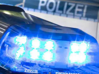 Die Braker Polizei sucht nun Zeugen, die eine m&ouml;gliche Unfallflucht auf einem Elsflether Supermarkt am Montag, 4. April, beobachtet haben. (Symbolbild)
