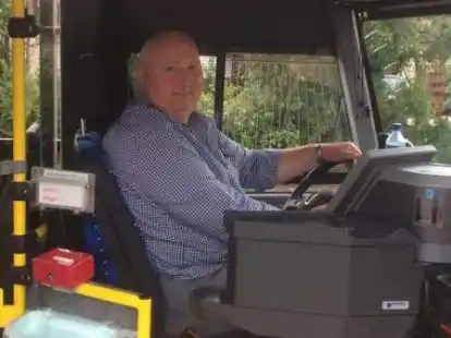 Geh&ouml;rt zum ehrenamtlichen Fahrer-Team des Ganderkeseer B&uuml;rgerbusvereins: Andreas Kowitz, Ratsherr der Linken in Ganderkesee.