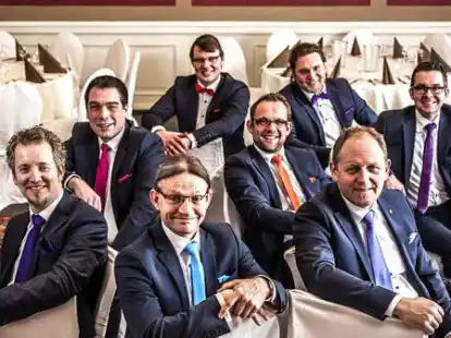 Die &bdquo;Profisorischen&ldquo; singen in der Holler Kirche.