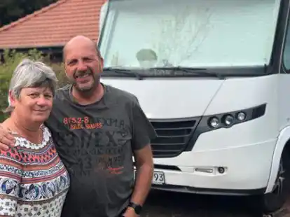 Petra und Holger Fl&uuml;chter aus Nordenham: Sie haben ihr Haus verkauft und leben seit vier Jahren im Wohnmobil.