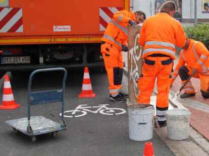 Piktogramme werden ab diesem Dienstag in Hude und W&uuml;sting aufgebracht.