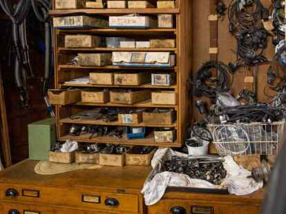 Hilmers Fahrr&auml;der  Geerd Hilmers in seiner Werkstatt