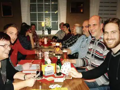 &bdquo;Schaff die 15&ldquo;: ein Kartenspiel, das Spa&szlig; macht.