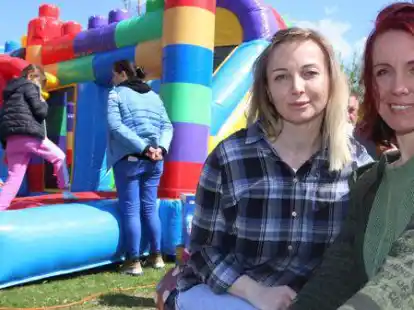 Natalia Polischcuk und Mila Andreiev sind aus Kiew nach Nordenham gekommen. Beide genossen die Auszeit beim Osterfest.