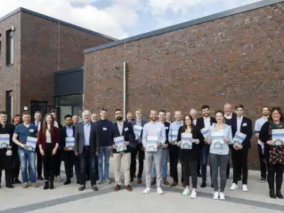 Engagiert und erfolgreich: die Deutschland-Stipendiaten mit ihren F&ouml;rderern.