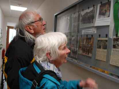 Im Alten Rathaus hat der Chronikkreis Sillenstede eine neue Ausstellung er&ouml;ffent: Diesmal geht es um die Geschichte des Sch&uuml;tzenwesens im ort.