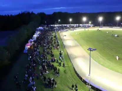 Rund 3000 Zuschauer erwartet: Das Motorsport-Highlight &bdquo;Master of Speedway&ldquo; ist nach zweij&auml;hriger Corona-Pause zur&uuml;ck.