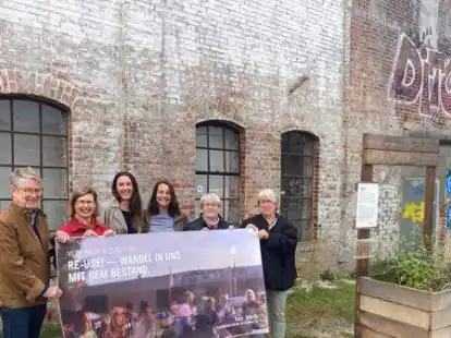 Freuen sich auf die neue Bauwerk-Vortragssaison (v.l.): Frank Pantel, Claudia Pedaci-Wask&ouml;nig,  Maike Truels,  Katharina Semling Franziska L&uuml;ders  und Dagmar Pommerening.