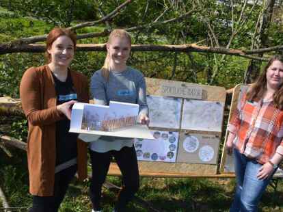 Wollen mit ihrem Entwurf m&ouml;glichst wenige Eingriffe in der Natur vornehmen: Annemarie Wendt, Laura Klaproth und Maria Grever