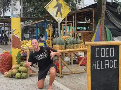 Exotische Fr&uuml;chte gibt es in Medellin an jeder Ecke. Das begeistert nicht nur Phil Pankrath.