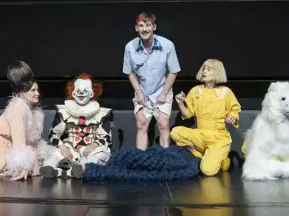 Caroline Nagel (von links), Johannes Schumacher, Manuel Thielen und Rebecca Seidel