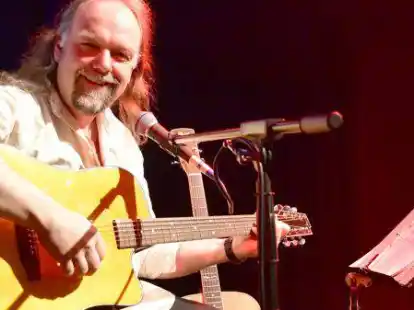 Der Huder Martin von Maydell leitet die Kinder- und Jugendch&ouml;re der Kirchengemeinde Holle-W&uuml;sting.