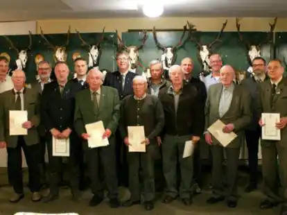 Beim Hegering Ahlhorn wurden mehrere Mitglieder ausgezeichnet. Zudem wurde der Vorstand neu gew&auml;hlt.