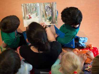 Zur Arbeit in Kindertagesst&auml;tten geh&ouml;rt viel mehr als nur die Kinderbetreuung. Die daf&uuml;r notwendige Verf&uuml;gungszeit m&uuml;sste dringend erweitert werden, sagt die Oldenburger Arbeitsgemeinschaft.