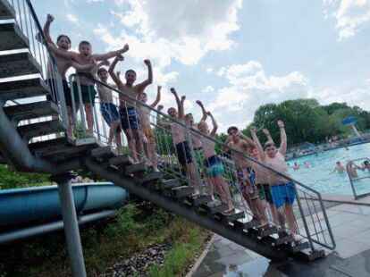 Endlich rutschen: F&uuml;r diese Jungs ein absolutes Muss.