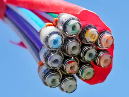 Die Kabel der Zukunft: Bis 2024 werden 76 Prozent der Ammerl&auml;nder Adressen einen Glasfaser-Anschluss nutzen k&ouml;nnen.