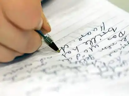 Wer Gedanken zum Thema Aufbruch zu Papier gebracht hat (oder auch getippt hat), kann sich am Wettbewerb des Leseforums Oldenburg beteiligen.