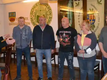 Die Reservistenkameradschaft Huntlosen hat einen neuen Vorstand: (von links) Manfred Diek, Bj&ouml;rn H&ouml;rner, Thomas Richter, Mario Theuser, Urte Naber und Maik K&ouml;hring.