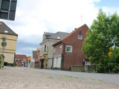 Die Pl&auml;ne f&uuml;r die Sanierung der Langen Stra&szlig;e in Berne schreiten voran. Fachbereichsleiter Michael Heib&uuml;lt berichtete, dass eine Erh&ouml;hung des f&ouml;rderf&auml;higen Gesamtbudget bewilligt wurde.